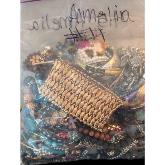 Jewelry Lot Amelia Bracelet Repurpose Bag 4 Plus Lbs Beads/Craft/Repurpose - Picture 2 of 8